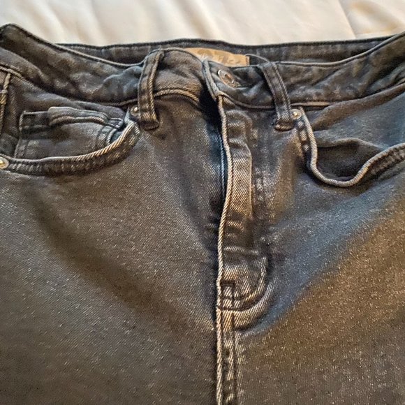 JEANS - Picture 2 of 3